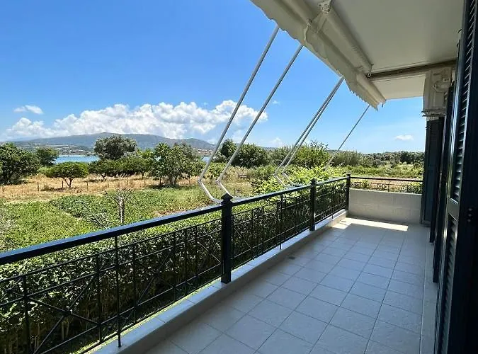 Tasos Cozy 1st Floor Appartamento